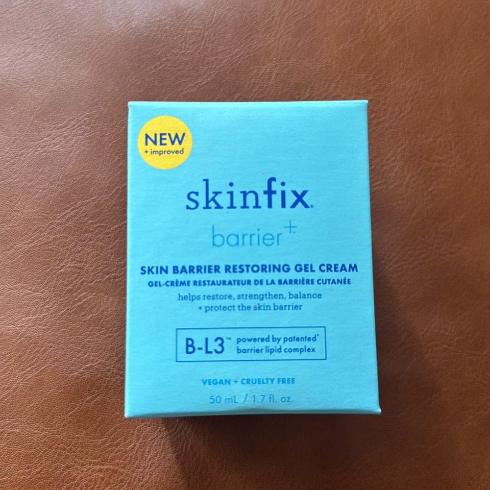 Skinfix Barrier + Skin Barrier Restoring Gel
Cream 1.7oz
